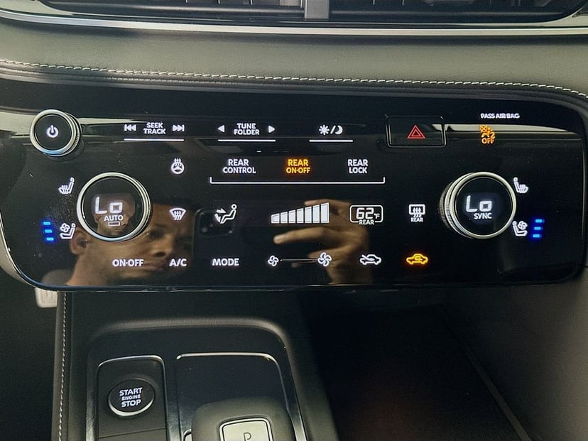 2022 INFINITI QX60 - Image 16