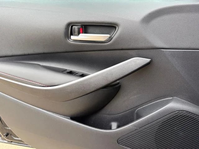 2025 Toyota Corolla - Image 49