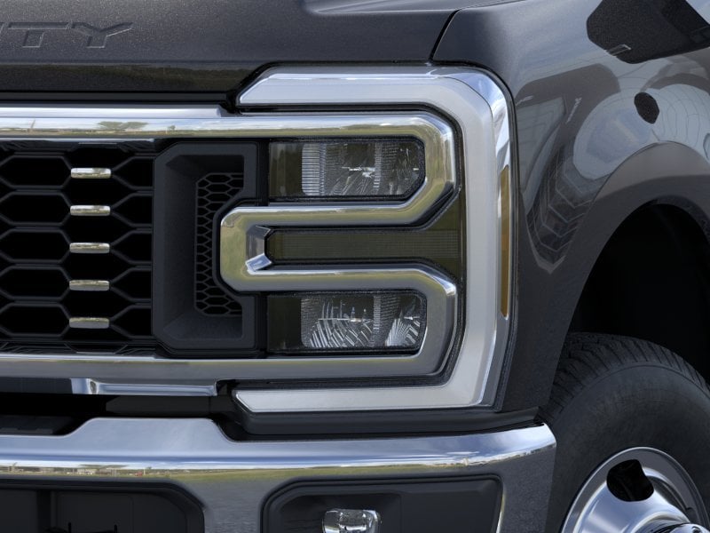 2026 Ford Super Duty - Image 30