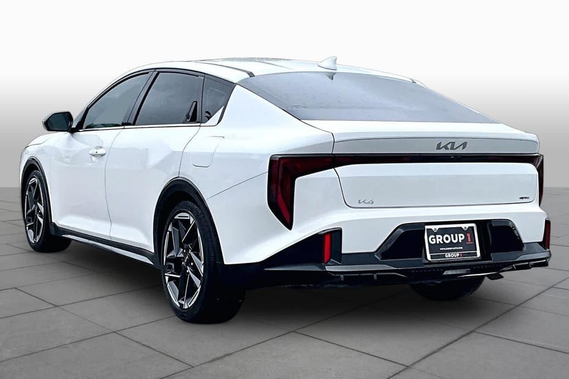 2025 Kia K4 - Image 12