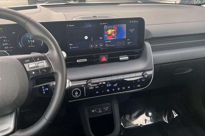 2025 Hyundai IONIQ 5 - Image 6