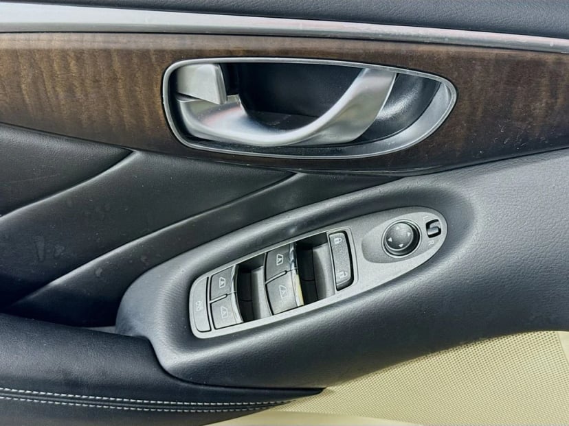 2018 INFINITI Q50 - Image 22
