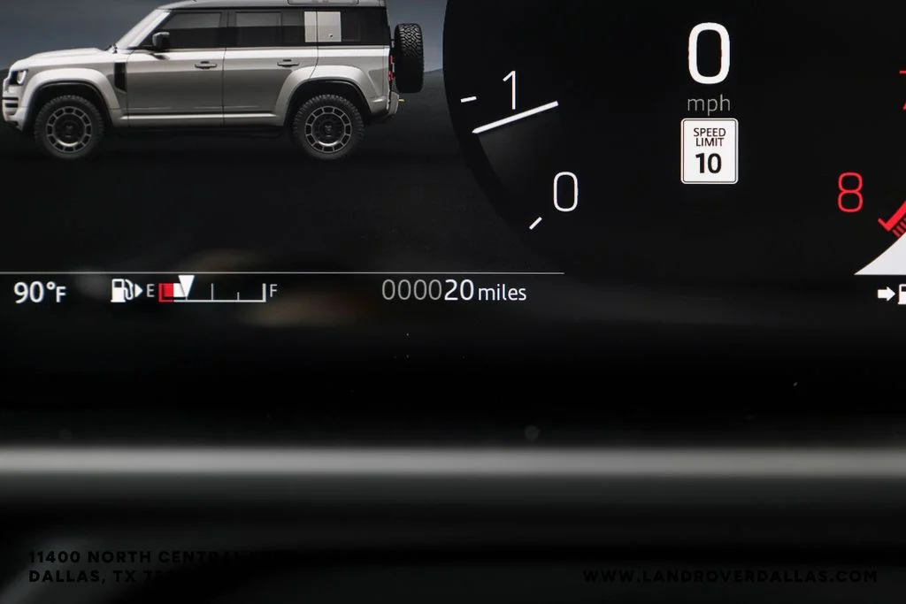 2026 Land Rover Defender 110 - Image 20