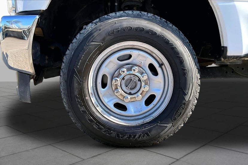 2019 Ford F-250 - Image 13
