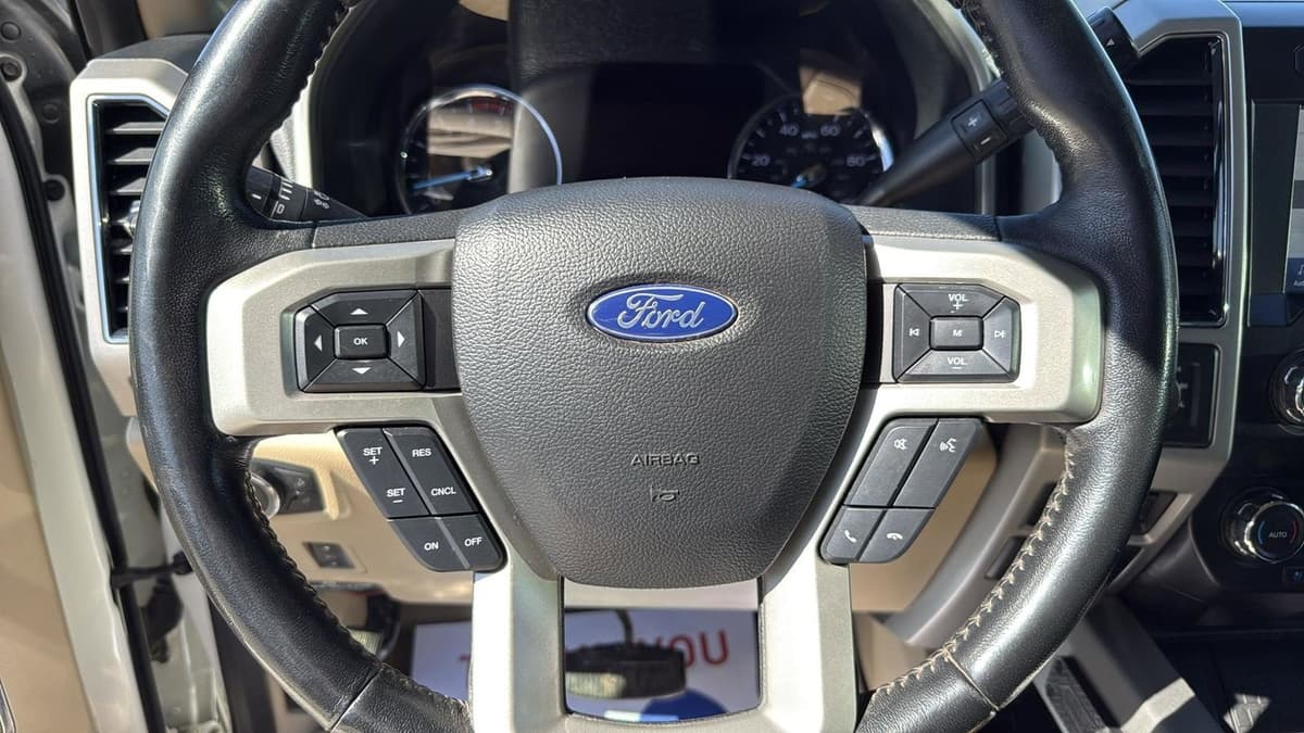 2021 Ford F-450SD - Image 15