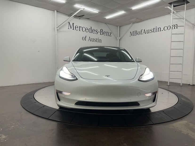 2019 Tesla Model 3 - Image 2