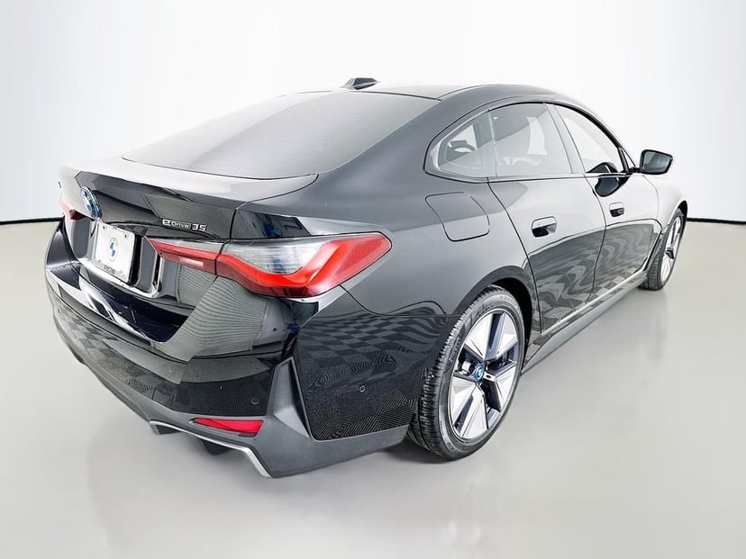 2023 BMW i4 - Image 5