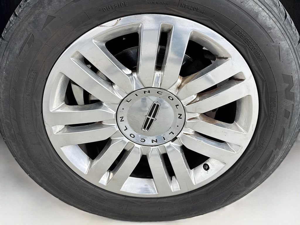 2013 LINCOLN Navigator - Image 40