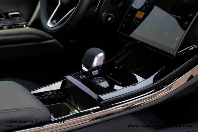 2026 Land Rover Range Rover Sport - Image 23