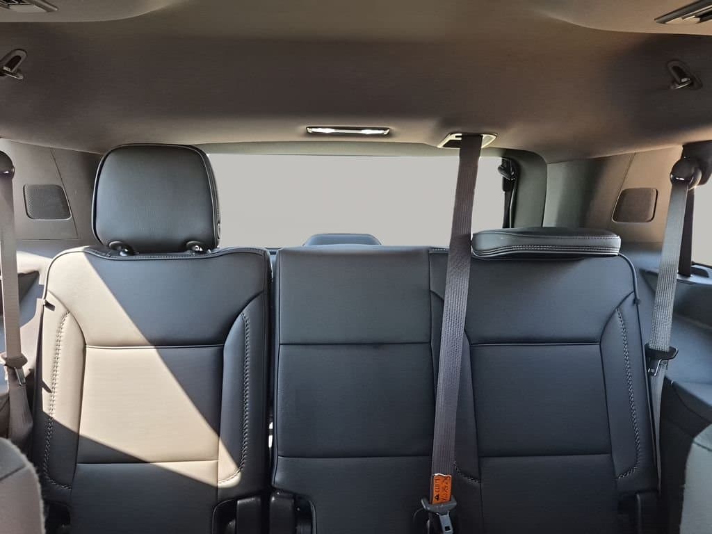 2022 GMC Yukon - Image 25