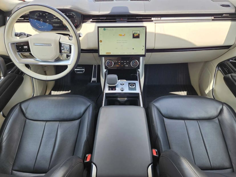 2023 Land Rover Range Rover - Image 23
