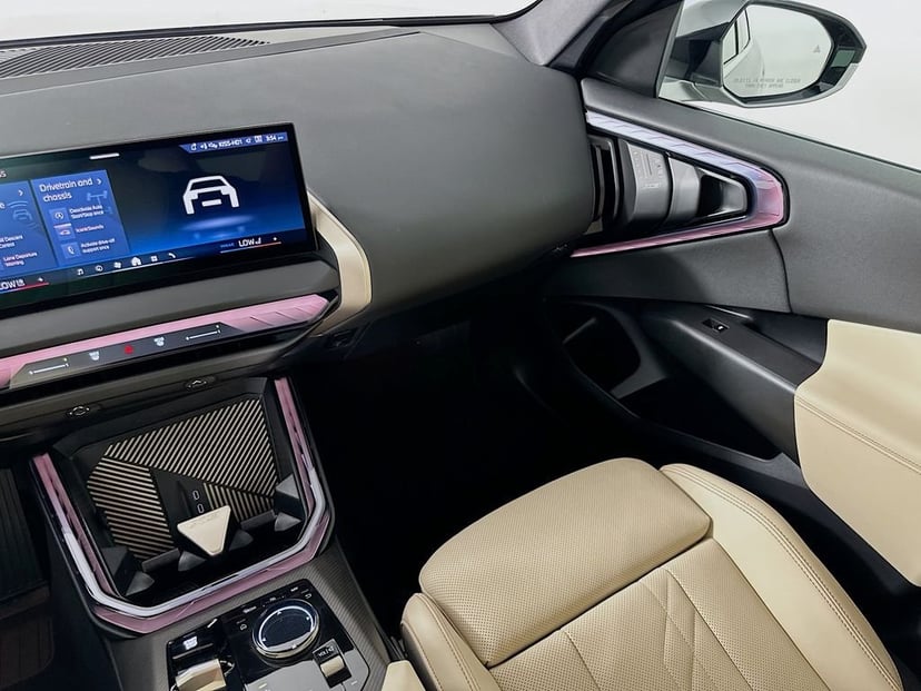 2025 BMW X3 - Image 21