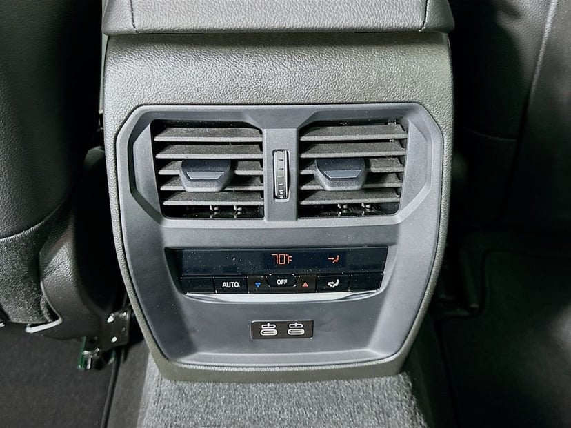 2026 BMW 3 Series - Image 18