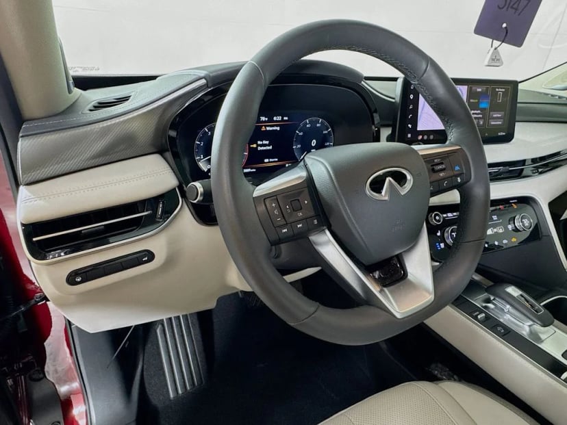 2026 INFINITI QX60 - Image 13