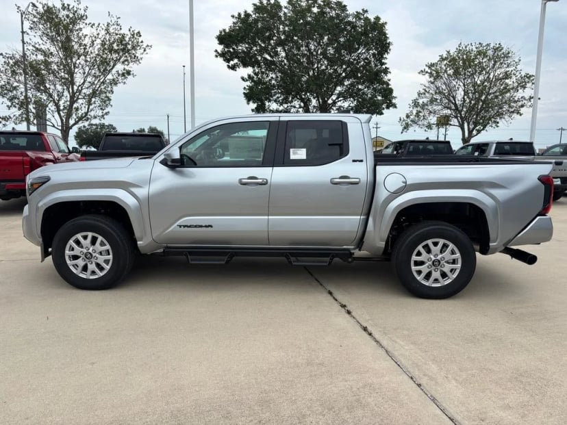 2026 Toyota Tacoma - Image 2