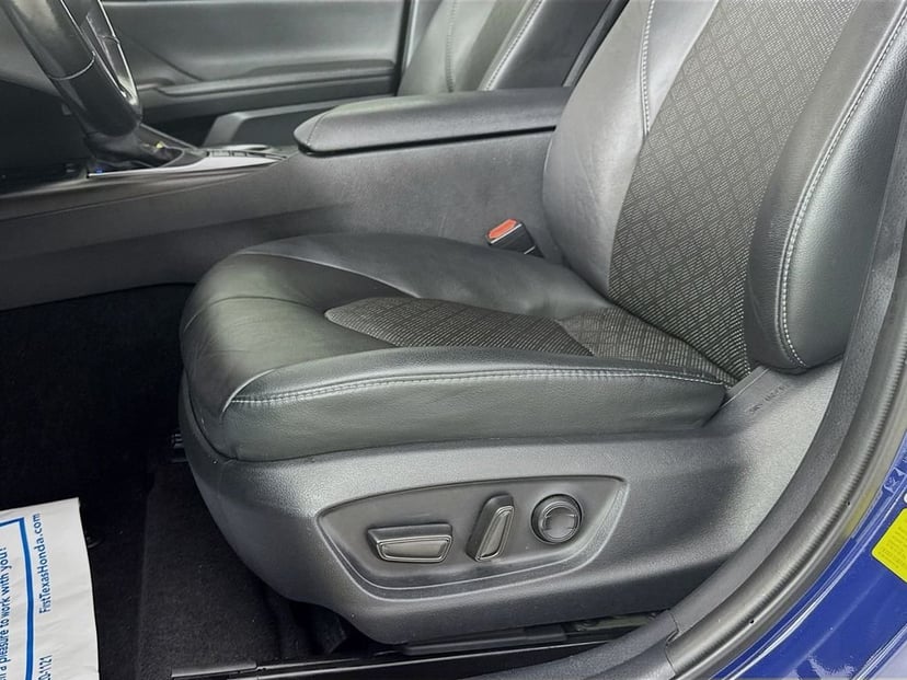 2024 Toyota Camry - Image 23