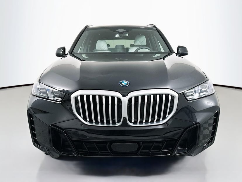 2026 BMW X5 - Image 2