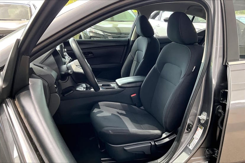 2024 Nissan Sentra - Image 8