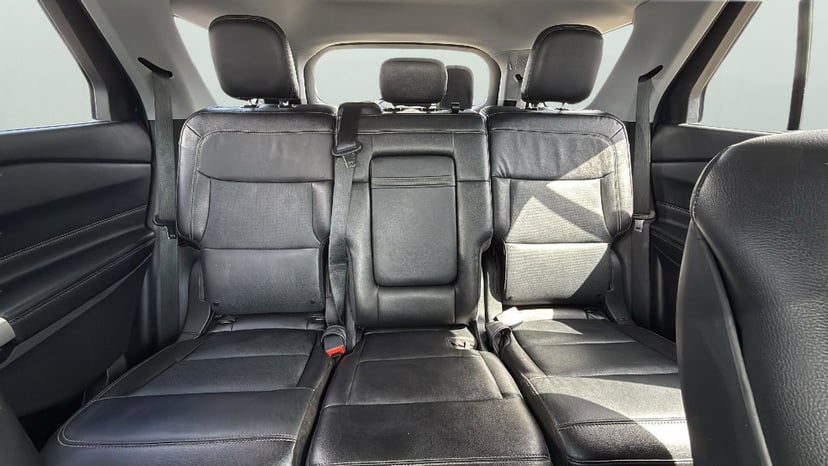 2020 Ford Explorer - Image 26