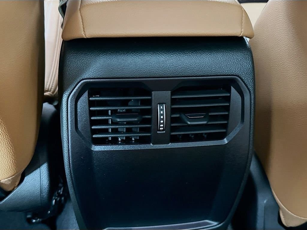 2026 BMW 2 Series - Image 18