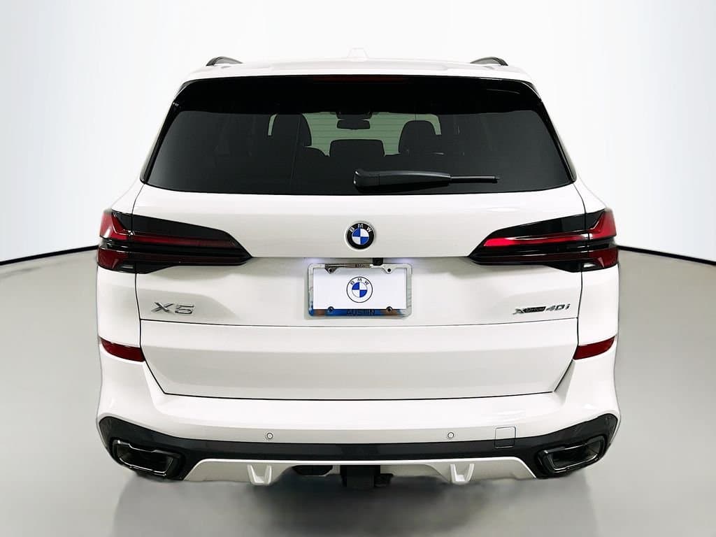 2026 BMW X5 - Image 6