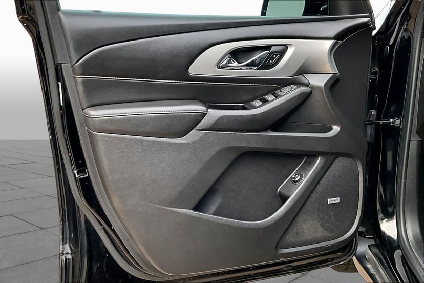 2018 Chevrolet Traverse - Image 21