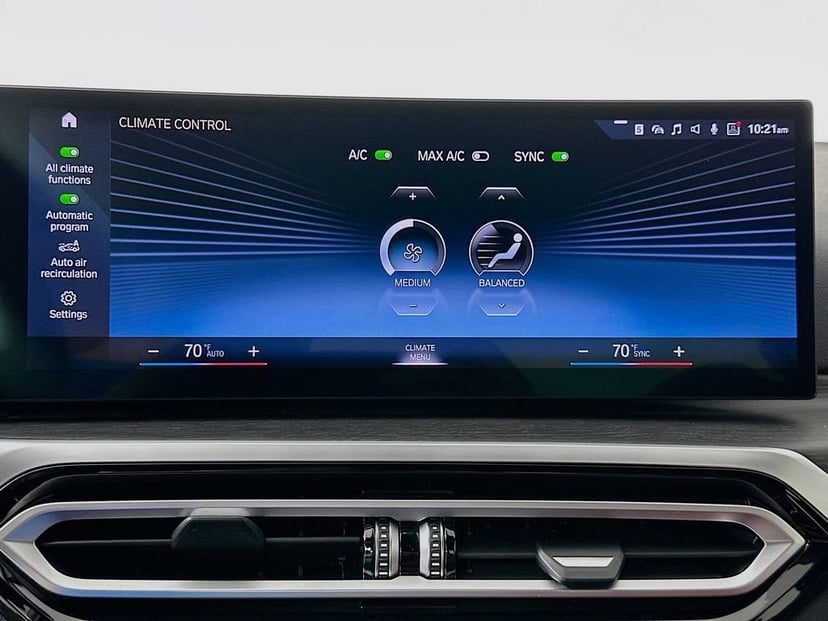 2023 BMW 3 Series - Image 16