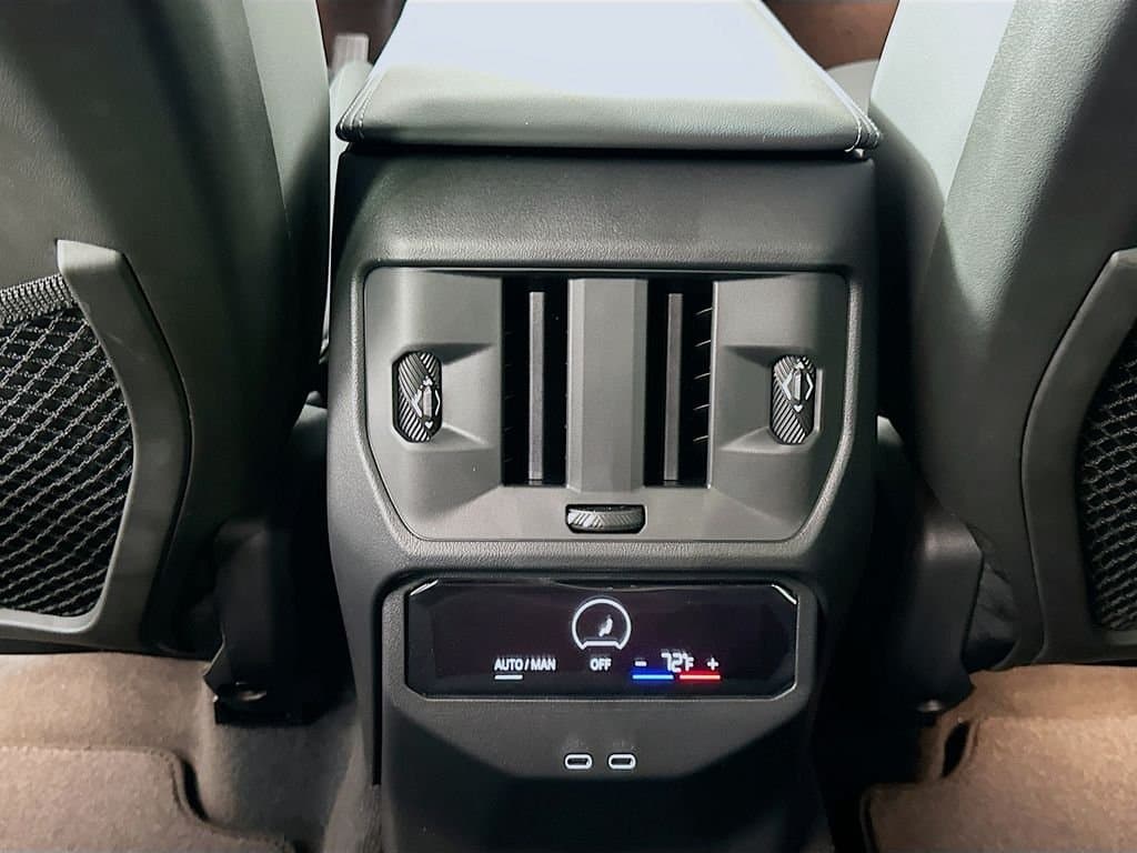 2026 BMW X3 - Image 18