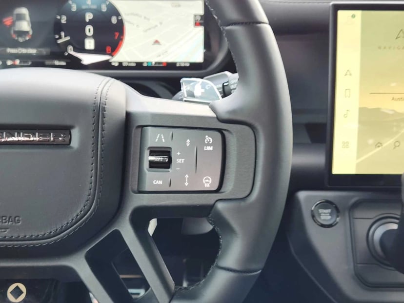 2026 LAND ROVER Defender 110 - Image 28