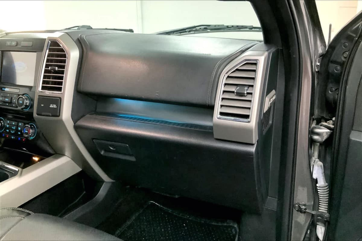 2016 Ford F-150 - Image 15