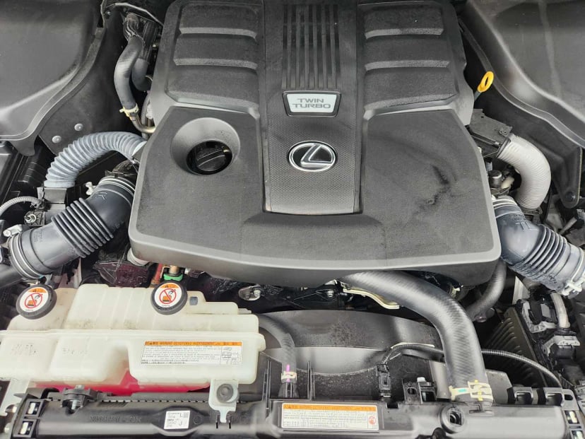 2024 Lexus GX 550 - Image 20
