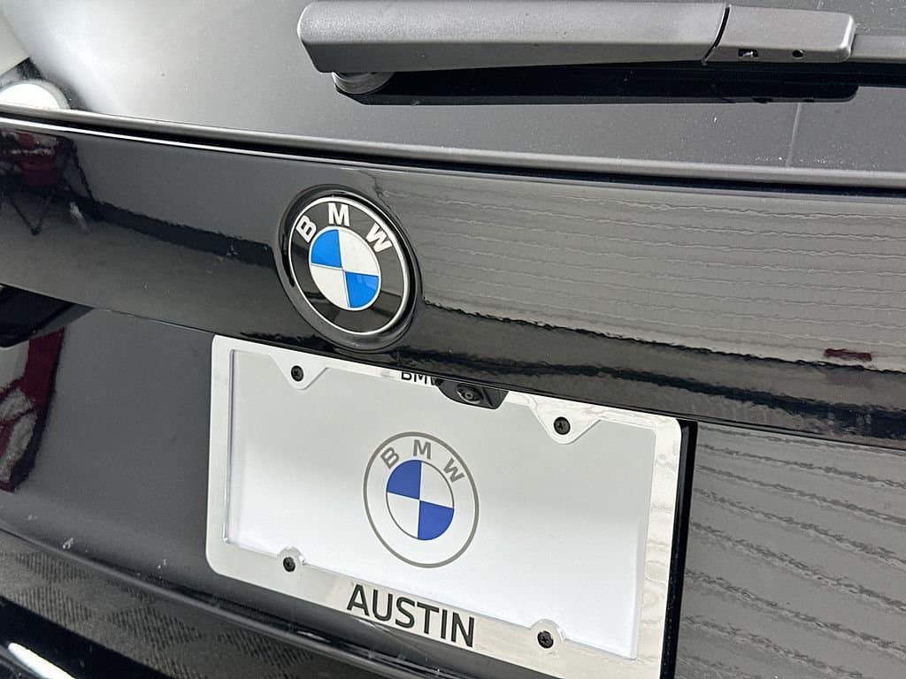 2025 BMW X1 - Image 22