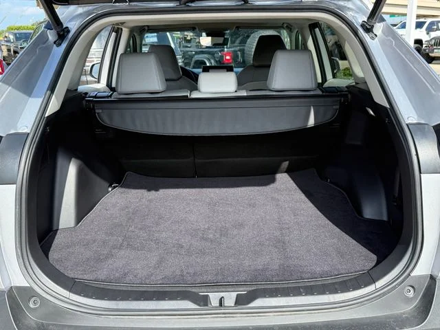 2022 Toyota RAV4 - Image 29