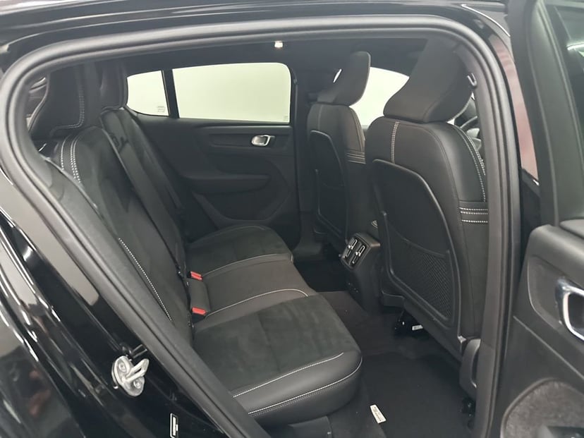2022 Volvo C40 Recharge Pure Electric - Image 21