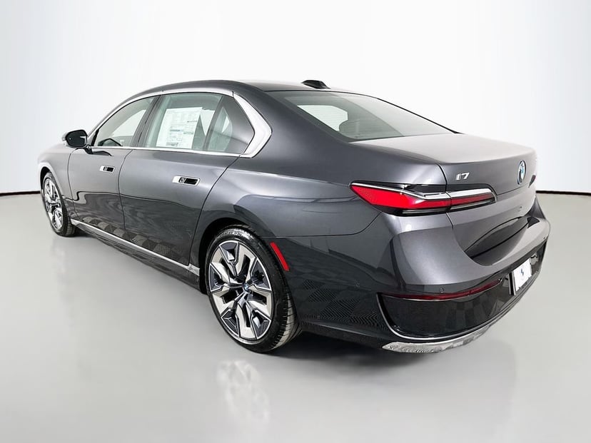 2026 BMW i7 - Image 7