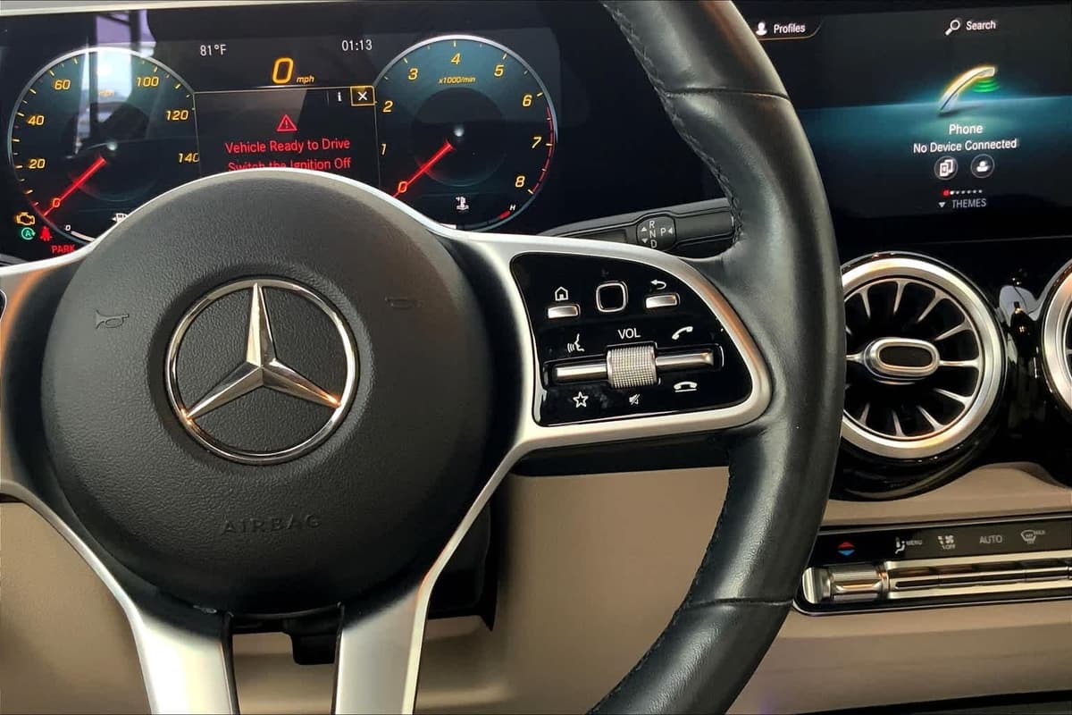 2020 Mercedes-Benz GLB 250 - Image 24