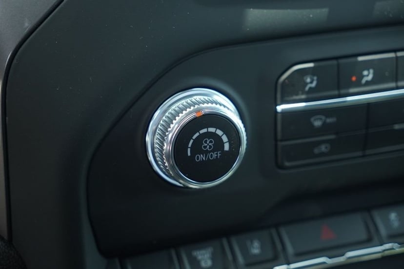2024 GMC Sierra 2500HD - Image 21