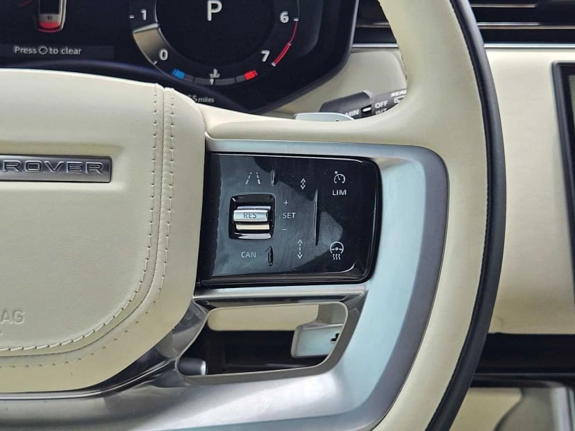 2023 Land Rover Range Rover - Image 28