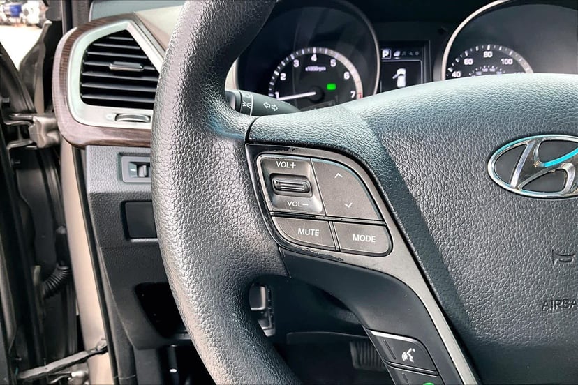2017 Hyundai Santa Fe Sport - Image 23