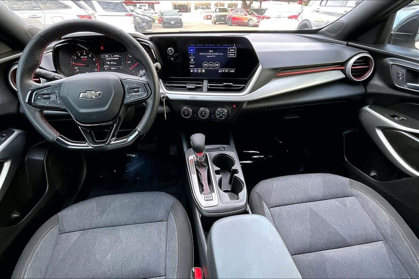 2024 Chevrolet Trax - Image 16