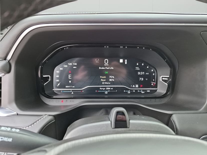 2023 GMC Yukon XL - Image 39