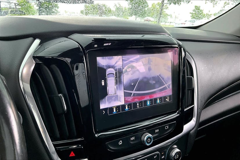 2020 Chevrolet Traverse - Image 27
