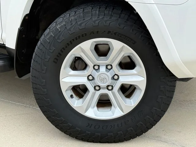 2014 Toyota 4Runner - Image 2