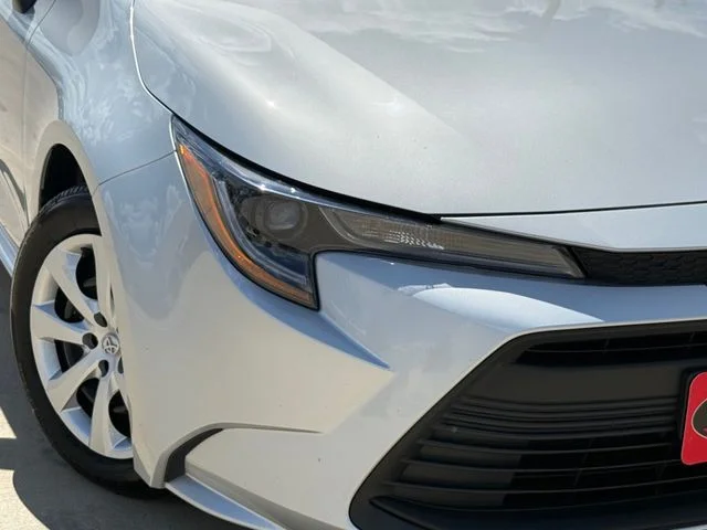 2025 Toyota Corolla - Image 3