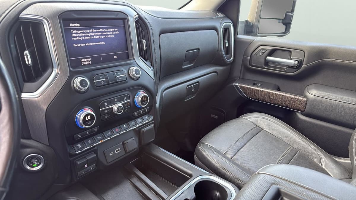 2022 GMC Sierra 2500HD - Image 20