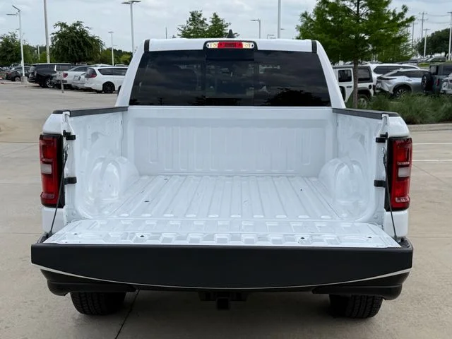2025 Ram 1500 - Image 28