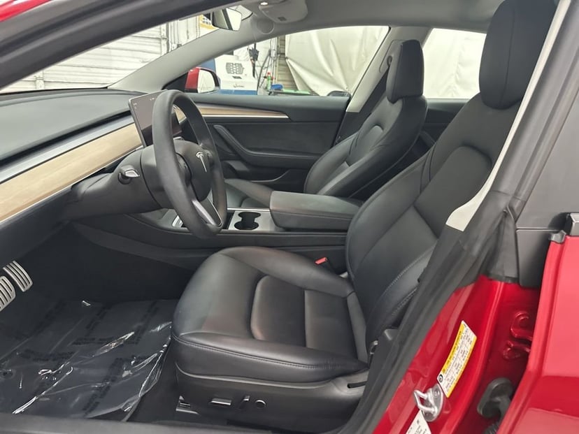 2023 Tesla Model 3 - Image 20
