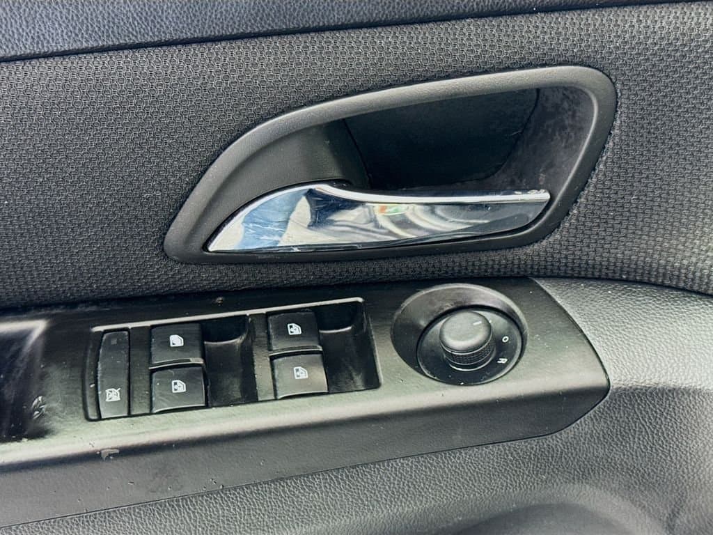 2014 CHEVROLET Cruze - Image 23