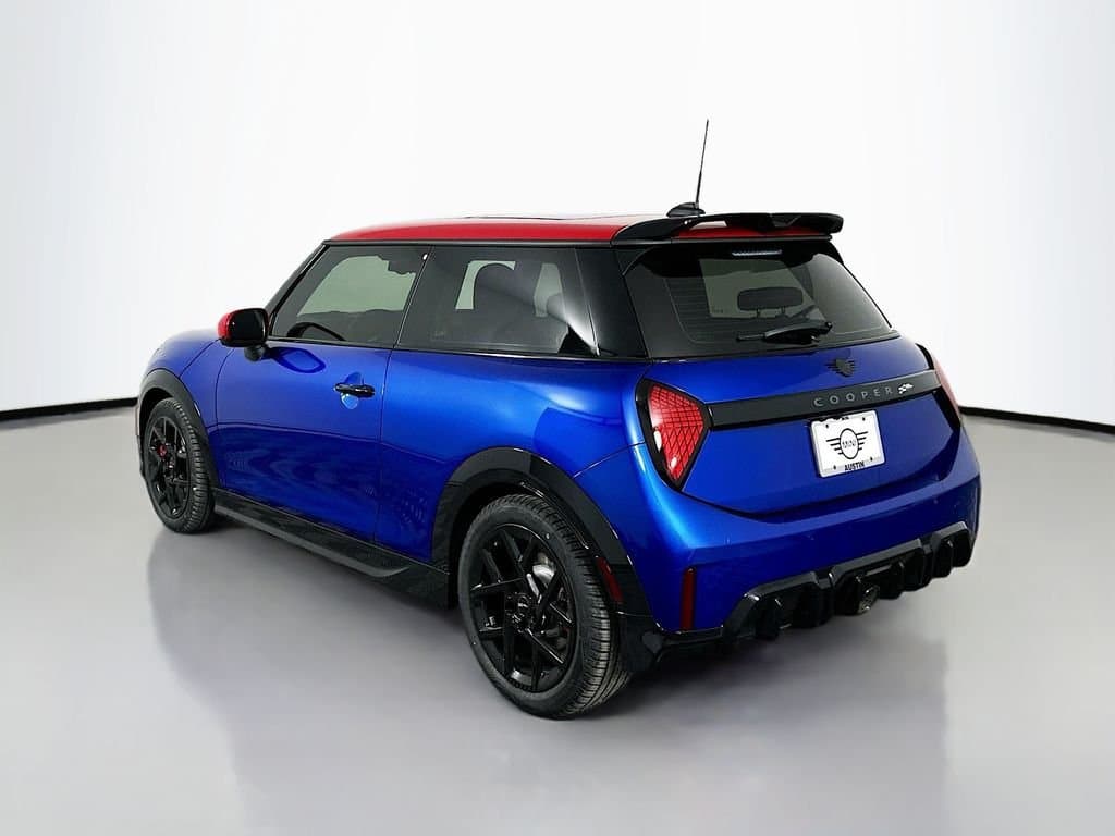 2025 MINI John Cooper Works - Image 7