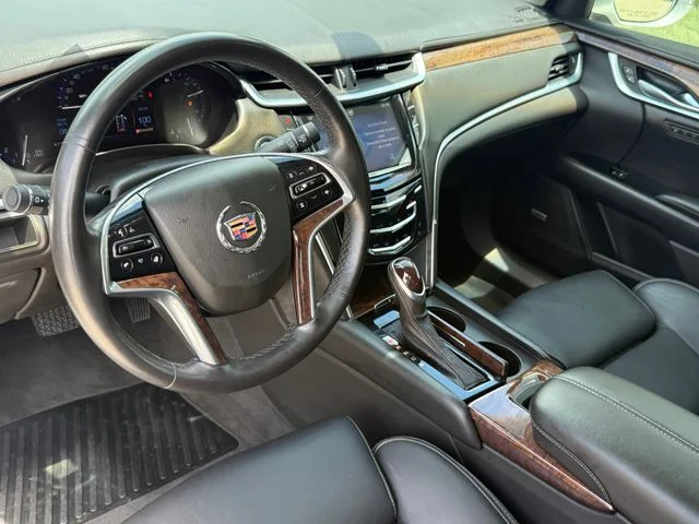 2014 Cadillac XTS - Image 8